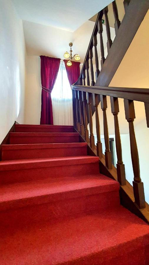Zur Krone Aparthotel Widdershausen Exteriör bild