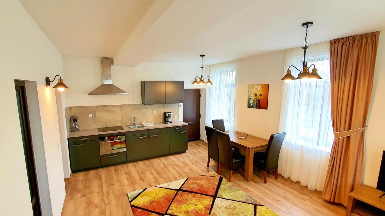 Zur Krone Aparthotel Widdershausen Exteriör bild