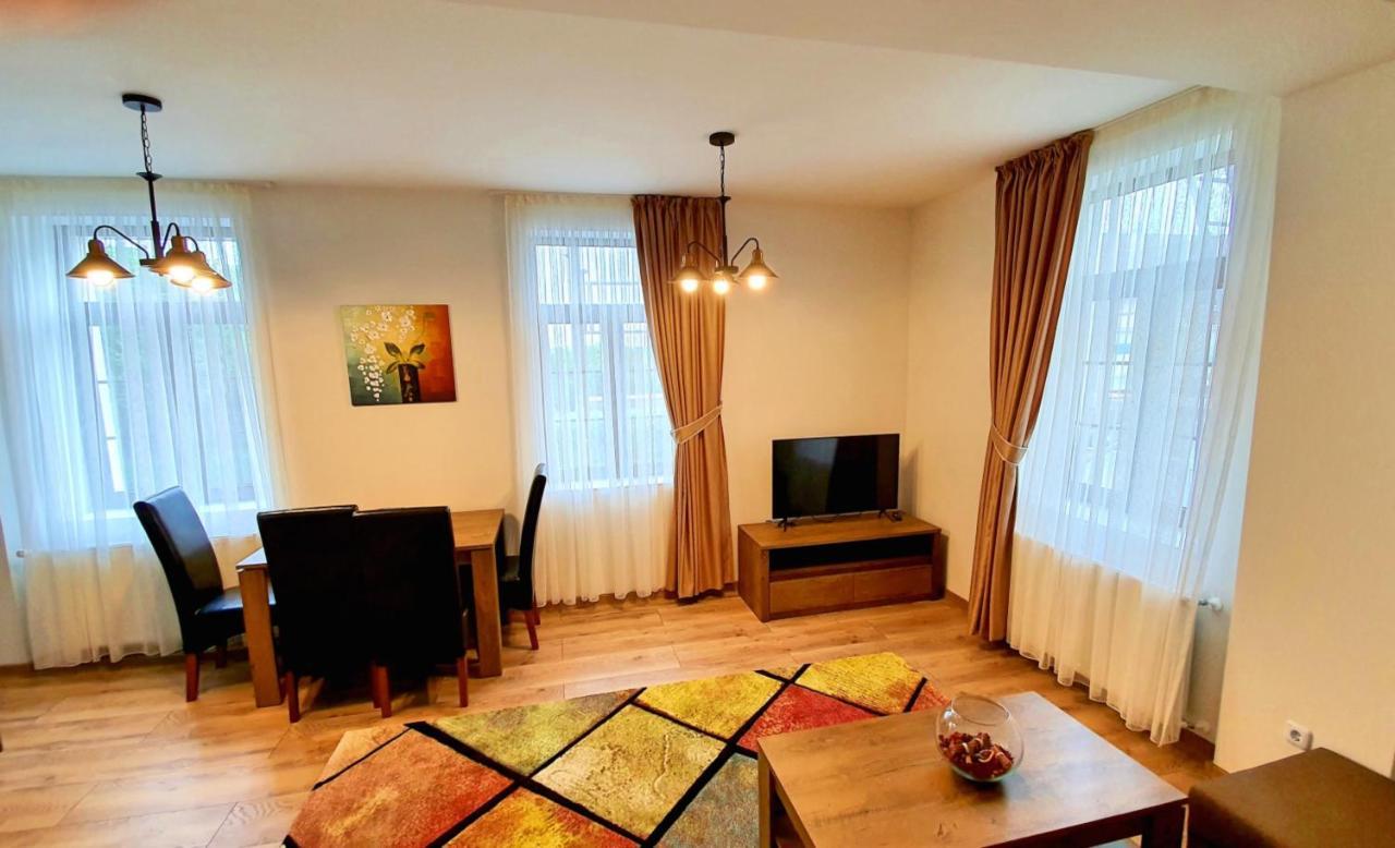 Zur Krone Aparthotel Widdershausen Exteriör bild