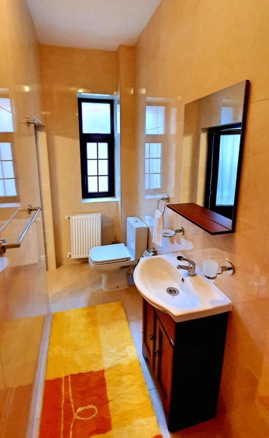 Zur Krone Aparthotel Widdershausen Exteriör bild