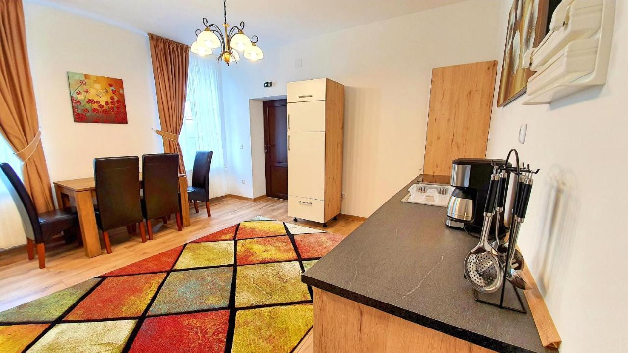 Zur Krone Aparthotel Widdershausen Exteriör bild